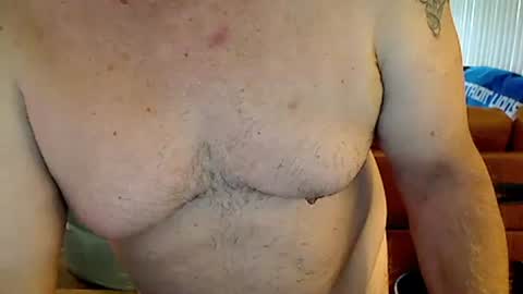 Snapshot of perfecto1957 chatting on 02-26-26, 03:44 perfecto1957 online show from 02-26-26, 03:44