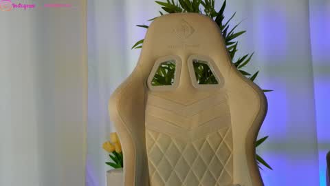 Snapshot of perfectt33n chatting on 03-01-25, 10:02 Dee online show from 03-01-25, 10:02