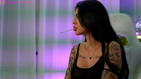 Snapshot of perfectt33n chatting on 01-06-26, 05:38 Dee online show from 01-06-26, 05:38