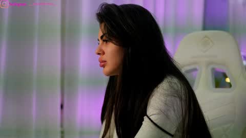 Snapshot of perfectt33n chatting on 01-12-26, 05:07 Dee online show from 01-12-26, 05:07