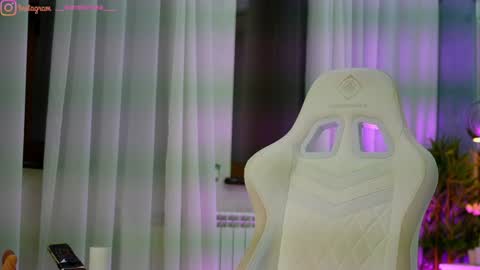 Snapshot of perfectt33n chatting on 03-09-26, 08:02 Dee online show from 03-09-26, 08:02