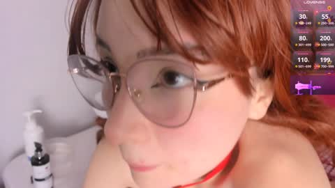 Snapshot of perla_slim chatting on 12-31-24, 04:06 Perla Jones online show from 12-31-24, 04:06
