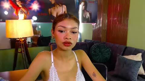 Perla online show from 03-04-25, 03:37