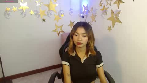 Perla online show from 11-27-25, 07:05