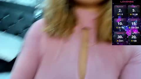 Snapshot of perla_thompson1 chatting on 01-20-25, 10:26 Perla Thompson online show from 01-20-25, 10:26