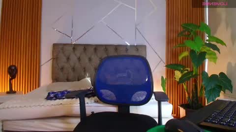  PERLA online show from 04-18-26, 08:53