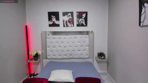 Perla online show from 05-28-26, 01:08