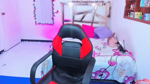 PERLA online show from 12-13-25, 08:58