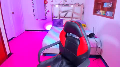 PERLA online show from 03-11-26, 12:16