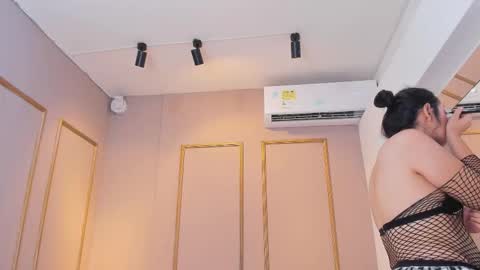 PerlaPreciosa online show from 02-25-26, 04:11