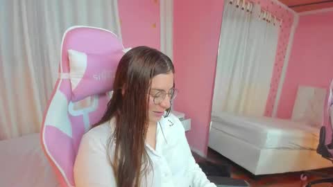 Marie online show from 10-25-25, 02:30