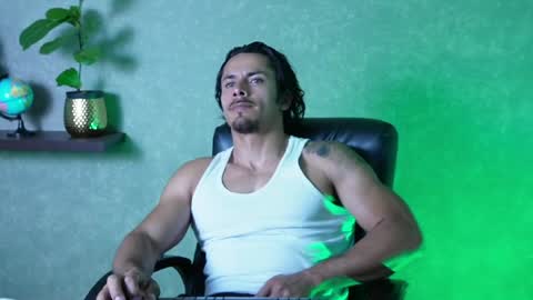 Snapshot of perseoo_88 chatting on 06-26-26, 07:07 andres online show from 06-26-26, 07:07