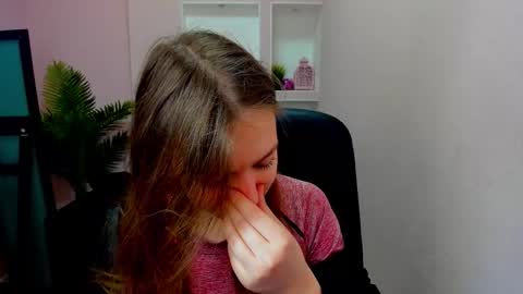 horror flying on the wings of the night.... online show from 10-14-25, 08:20