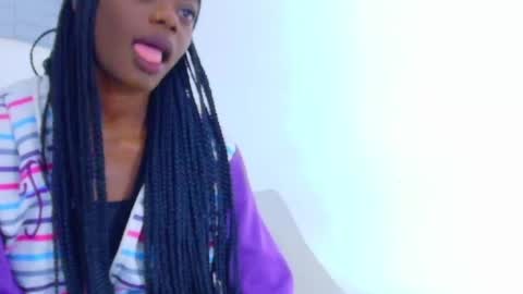 pervert_shydoll online show from 04-29-26, 03:10