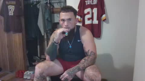 AKA perverted Step Daddy online show from 09-11-25, 10:43