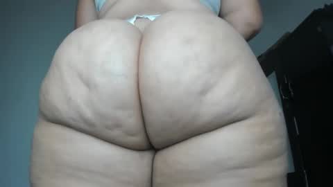 Snapshot of pervertt_mommy chatting on 12-09-24, 10:11 Alexandra online show from 12-09-24, 10:11