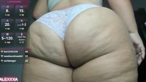 Snapshot of pervertt_mommy chatting on 02-23-25, 09:05 Alexandra online show from 02-23-25, 09:05