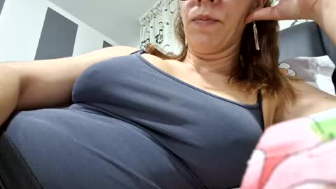 Lisa -  online show from 01-18-25, 02:55