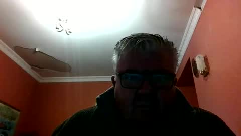 Snapshot of pete112991 chatting on 12-21-25, 12:23 pete112991 online show from 12-21-25, 12:23