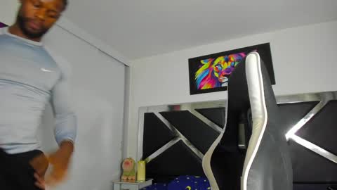 PeterColeman online show from 02-07-25, 01:15