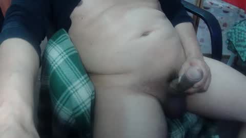 Snapshot of peterfantastic1 chatting on 09-29-25, 05:29 Pedrito online show from 09-29-25, 05:29