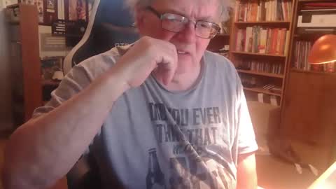 Snapshot of peterinohio57 chatting on 02-13-26, 01:07 peterinohio57 online show from 02-13-26, 01:07