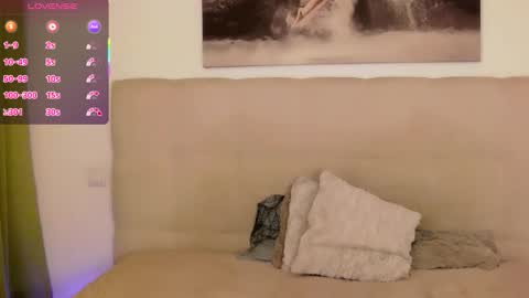 Peters Emily online show from 03-08-26, 02:04