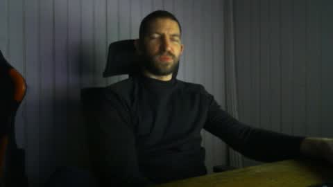 Snapshot of petitcoquin91 chatting on 02-13-26, 09:44 Paco online show from 02-13-26, 09:44