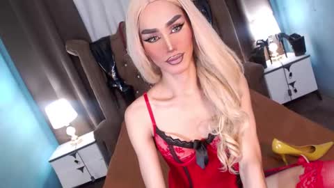 Snapshot of petite_bigload_7inches_thick69 chatting on 01-11-26, 12:32 BIGLOAD online show from 01-11-26, 12:32