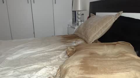 Snapshot of petite_danielle chatting on 11-27-25, 08:55 petite_danielle online show from 11-27-25, 08:55