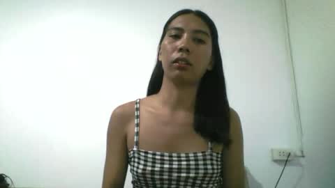 Yuriee online show from 06-06-26, 11:48