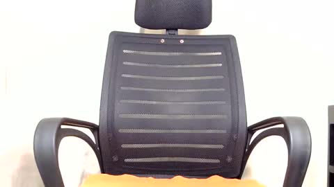 Snapshot of petite_freakette chatting on 05-22-26, 07:59 Moon online show from 05-22-26, 07:59