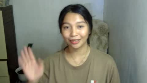 petite_mary69 online show from 03-17-26, 05:22