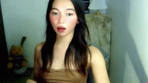 petite_mary69 online show from 03-28-26, 06:35
