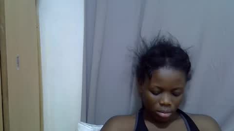 Snapshot of petite_melan chatting on 10-01-25, 07:14 petite_melan online show from 10-01-25, 07:14