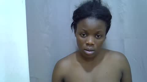 Snapshot of petite_melan chatting on 10-03-25, 10:29 petite_melan online show from 10-03-25, 10:29