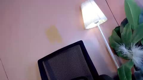 petite_steffi69 online show from 03-28-26, 02:00