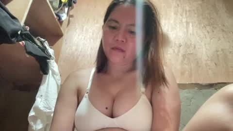 Snapshot of petiteasian_angel chatting on 05-22-26, 09:20 Hanna online show from 05-22-26, 09:20