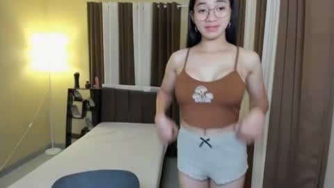 Snapshot of petiteasianmarian chatting on 02-25-26, 07:40 bigcock Marian online show from 02-25-26, 07:40