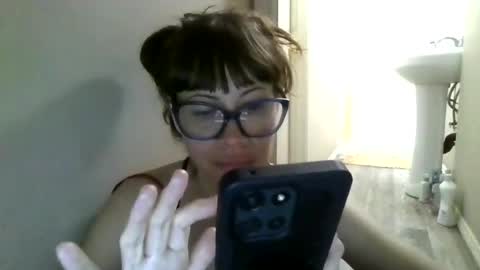 Snapshot of petitedoll30 chatting on 07-18-26, 02:27 Petitedoll30 online show from 07-18-26, 02:27