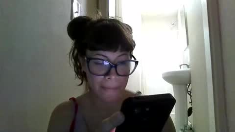 Snapshot of petitedoll30 chatting on 07-26-26, 01:14 Petitedoll30 online show from 07-26-26, 01:14