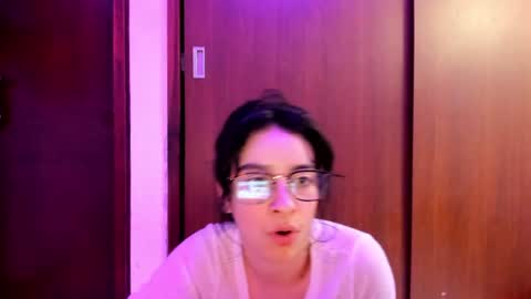 Lunna online show from 02-03-25, 04:14
