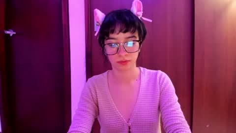 Lunna online show from 03-03-25, 12:48