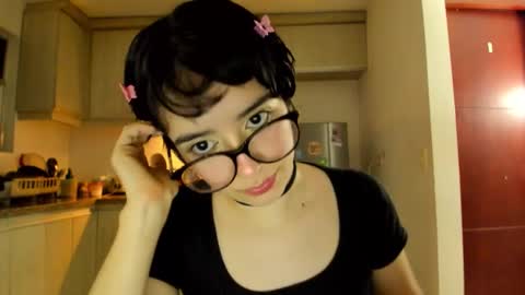 Lunna online show from 02-22-26, 12:23
