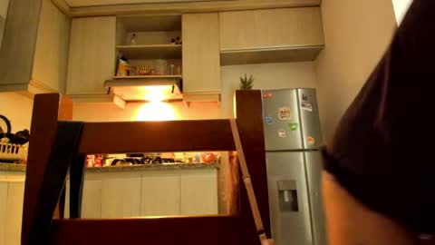 Lunna online show from 05-03-26, 02:28