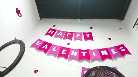 danna online show from 02-20-25, 04:18