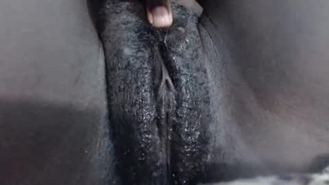 petiteme1 online show from 02-13-25, 01:48