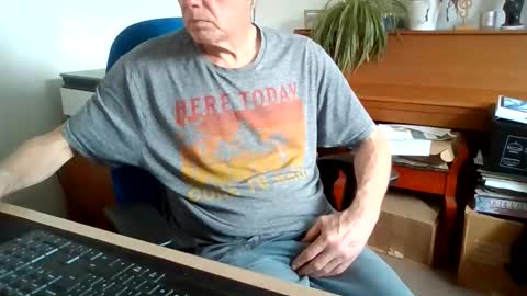 petitwilly online show from 06-02-26, 12:51