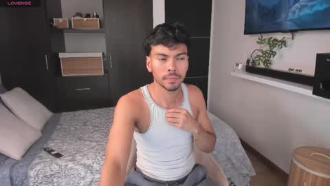 Snapshot of pettercat chatting on 11-19-25, 07:03 Pettercat online show from 11-19-25, 07:03