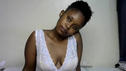 pettite_gal online show from 04-18-26, 07:40